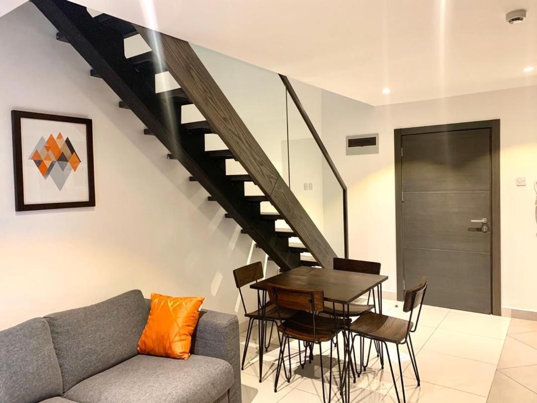 One Bedroom Apartment At A Embassy Gardens Cantonments 아크라 외부 사진