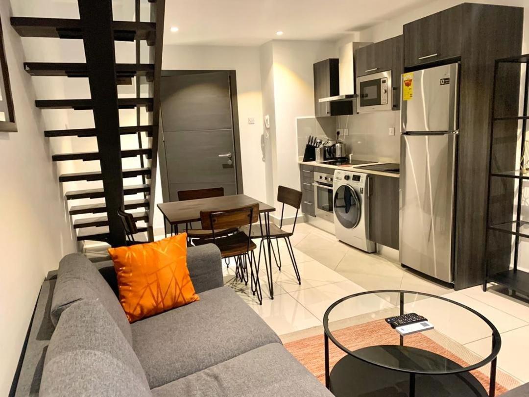 One Bedroom Apartment At A Embassy Gardens Cantonments 아크라 외부 사진