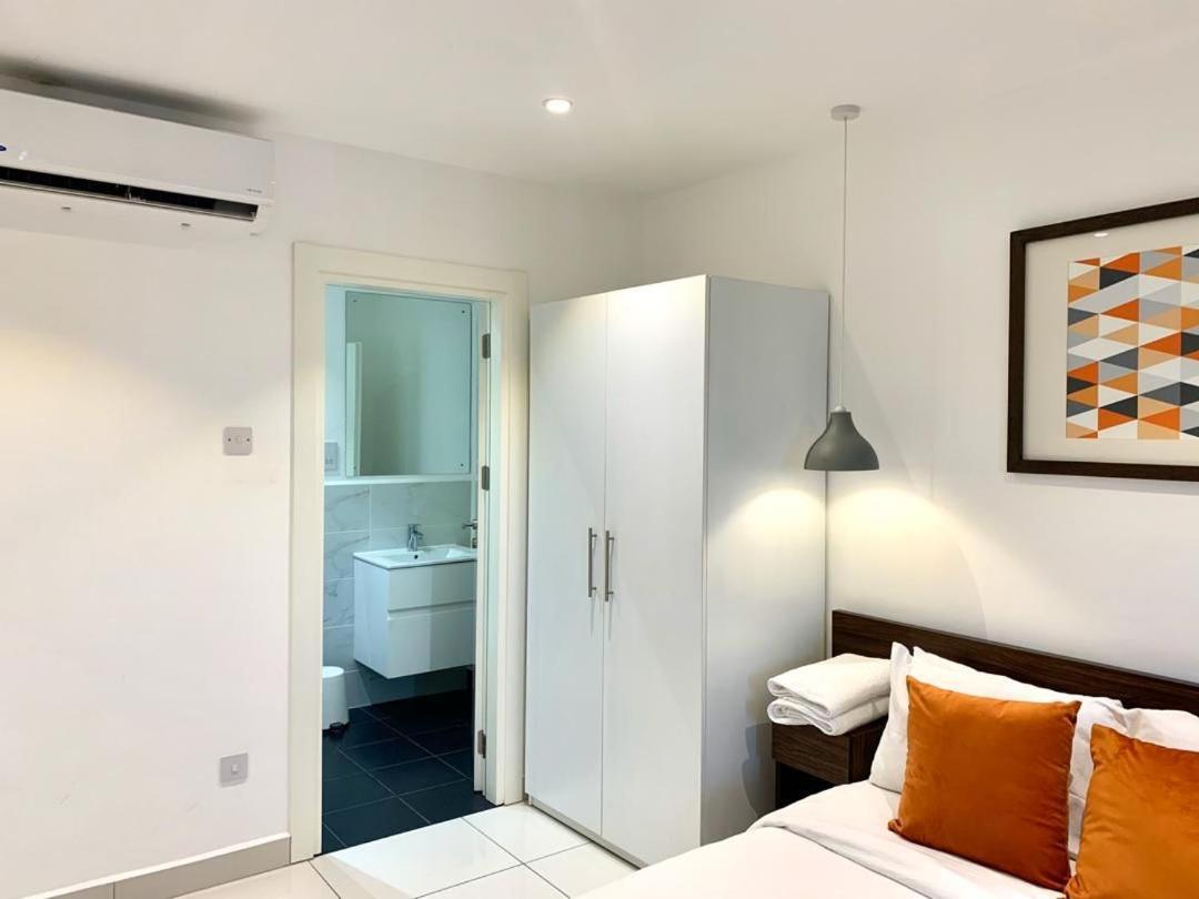 One Bedroom Apartment At A Embassy Gardens Cantonments 아크라 외부 사진