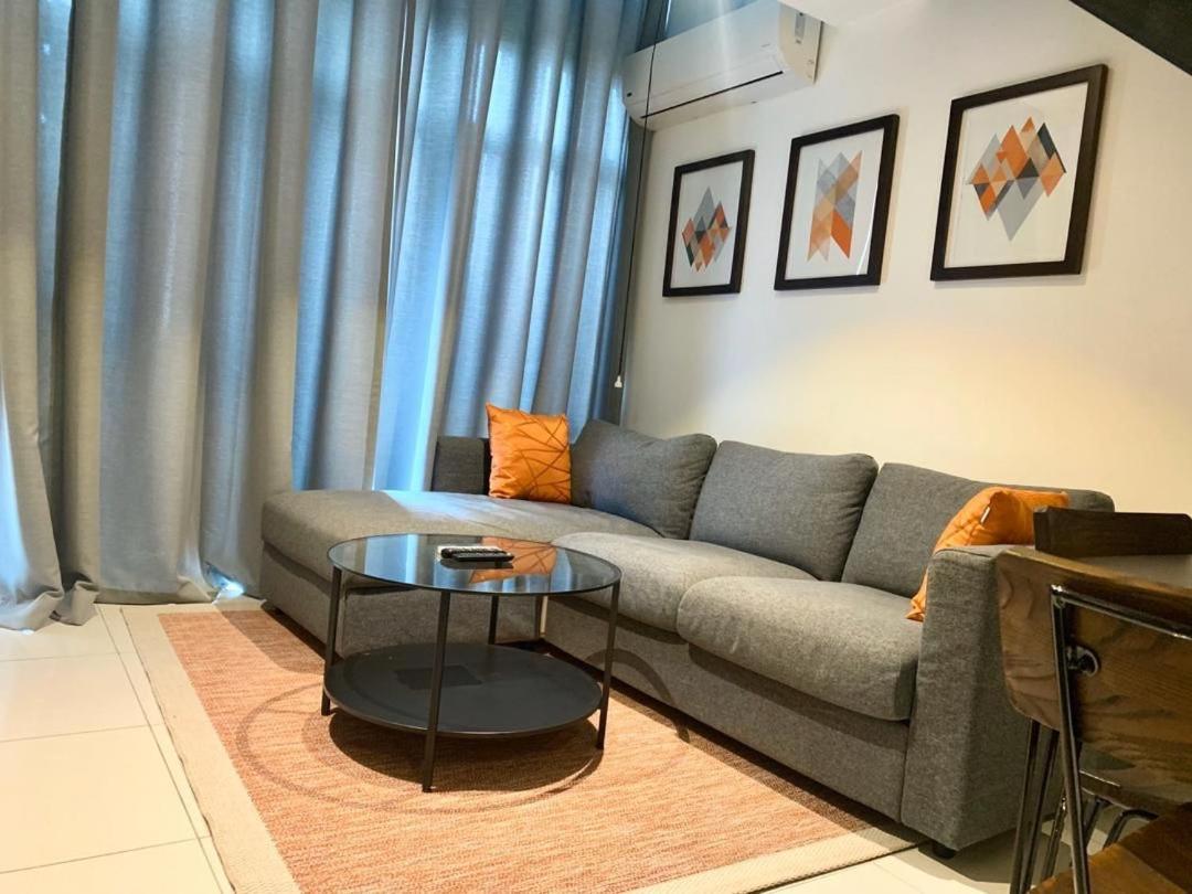 One Bedroom Apartment At A Embassy Gardens Cantonments 아크라 외부 사진
