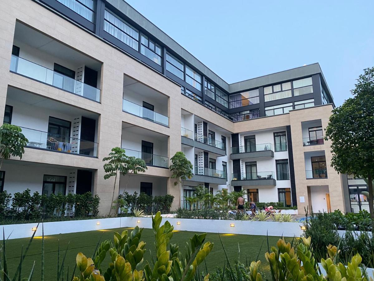 One Bedroom Apartment At A Embassy Gardens Cantonments 아크라 외부 사진
