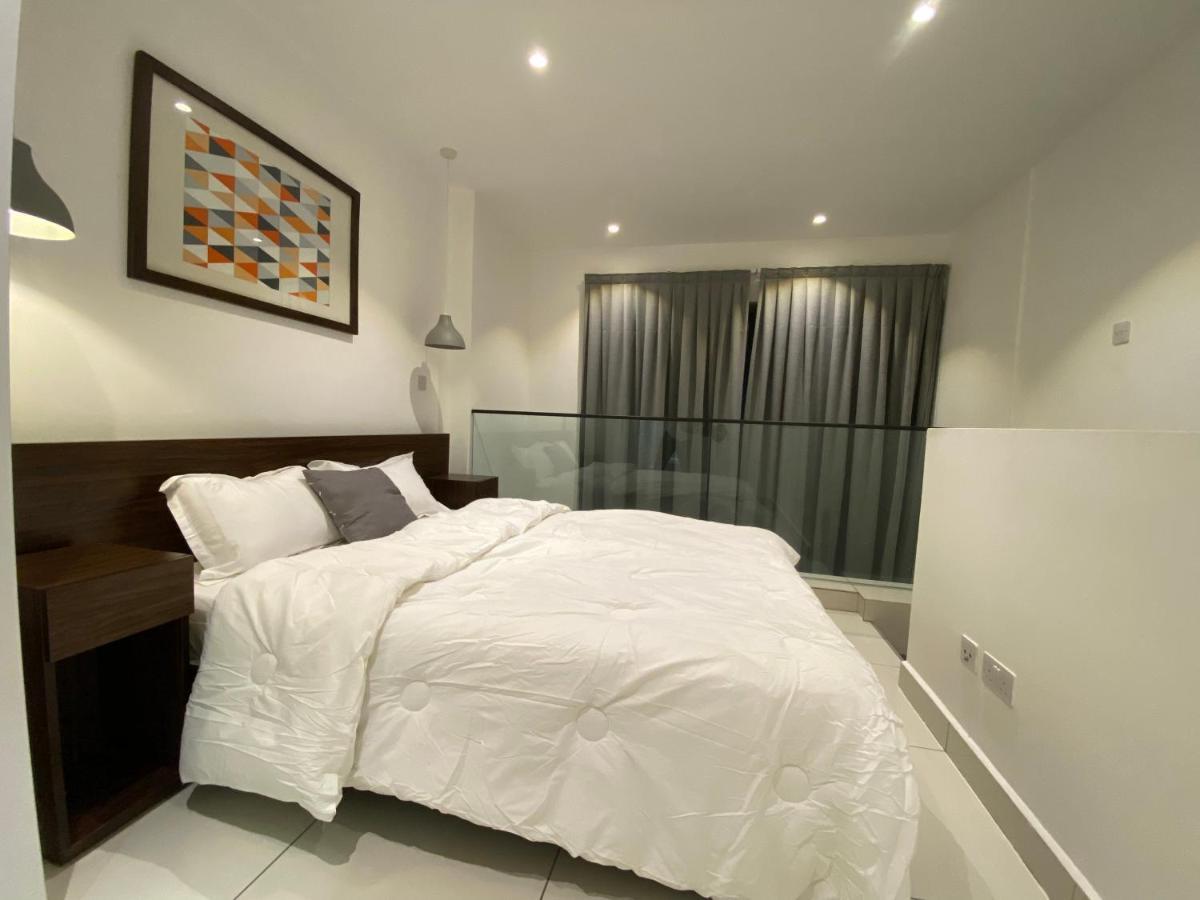 One Bedroom Apartment At A Embassy Gardens Cantonments 아크라 외부 사진